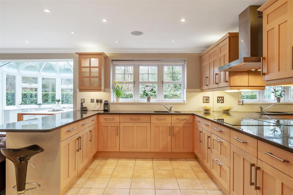 Open Plan Kitchen/Dining Room