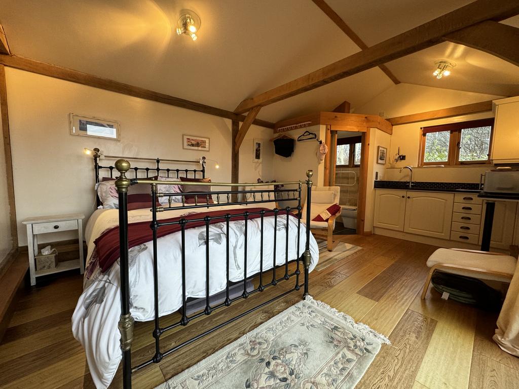 Double Bedroom Space