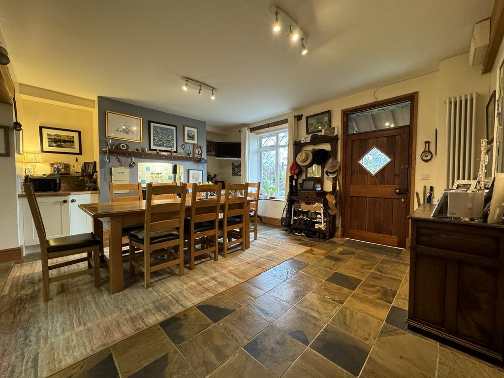 Open Plan Kitchen/Dining Area