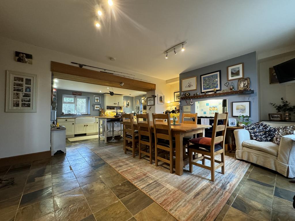 Open Plan Kitchen/Dining Area