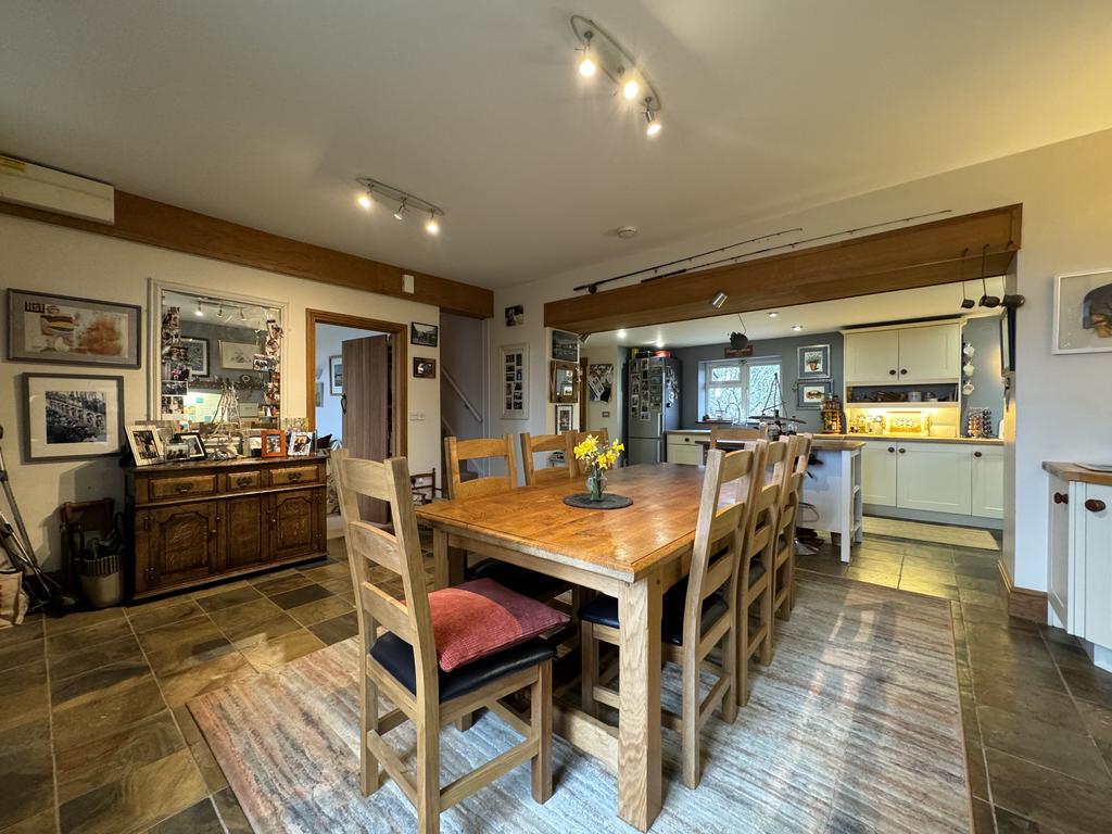 Open Plan Kitchen/Dining Area