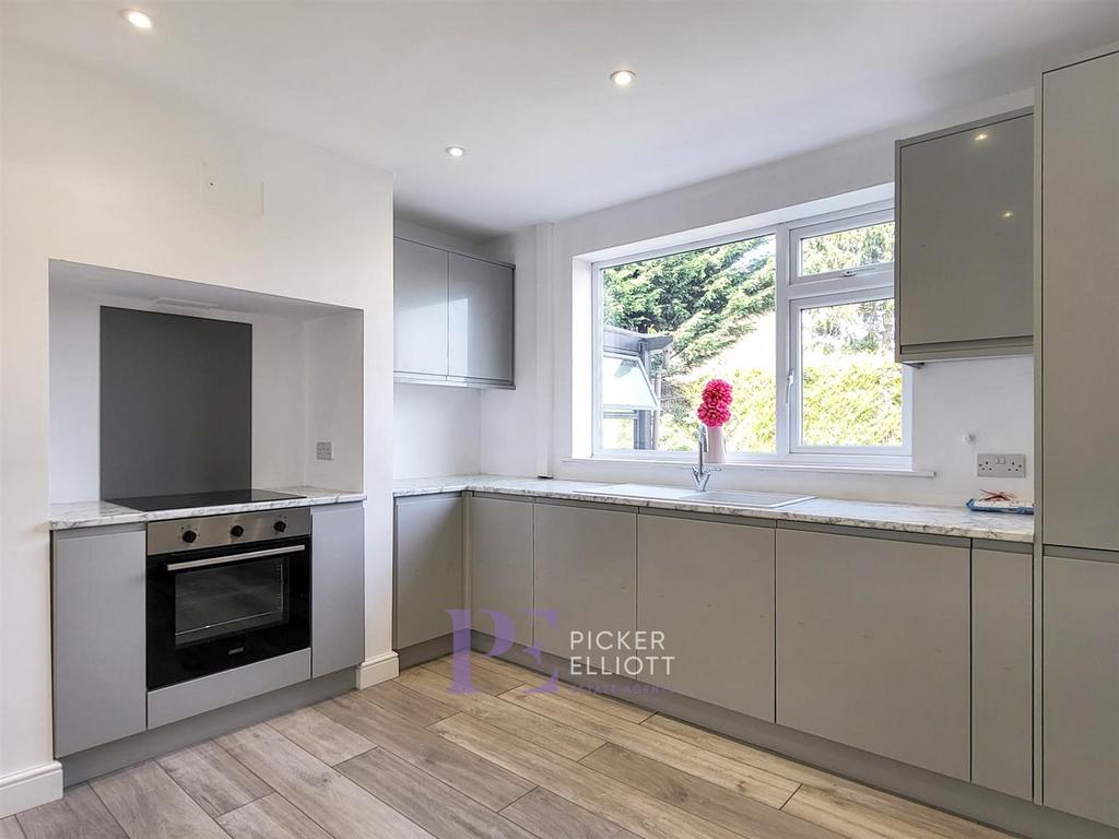 Newly Re Fitted Kitchen