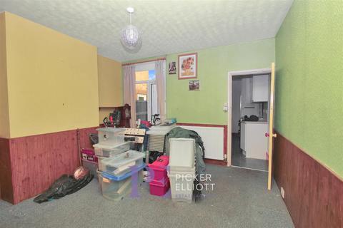 3 bedroom semi-detached house for sale, Stapleton Lane, Barwell LE9
