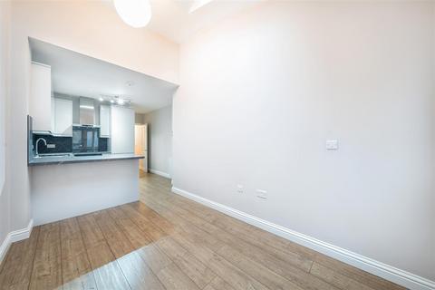 1 bedroom flat to rent - Backwater Place, Kingston Upon Thames KT1
