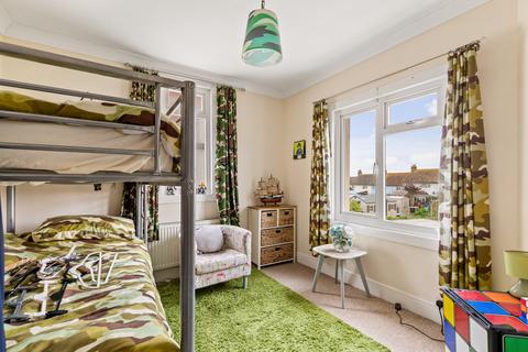 287 Dover Road, Folkestone, CT19 6NT