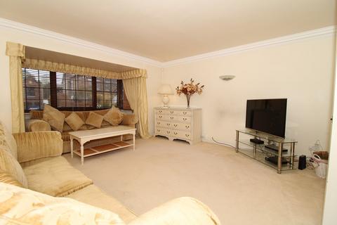 4 bedroom end of terrace house for sale, Bromley Grove, Bromley, BR2