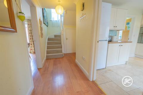 50 Avill Crescent, Taunton, TA1 2PL