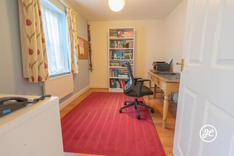 50 Avill Crescent, Taunton, TA1 2PL
