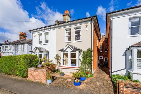 4 bedroom terraced house for sale, College Road, Epsom