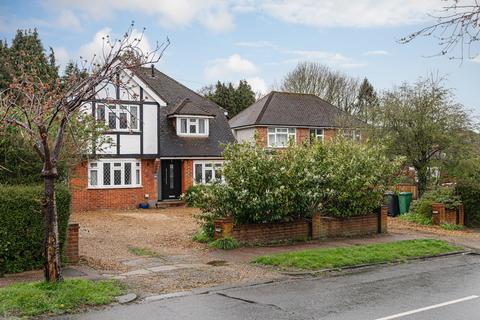 4 bedroom detached house for sale, Garlichill Road, Epsom Downs