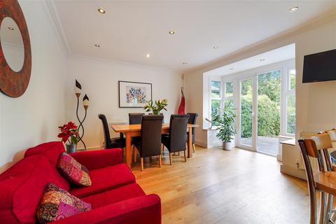 1 Grove Road, Epsom, KT17 4DE