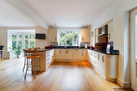 1 Grove Road, Epsom, KT17 4DE