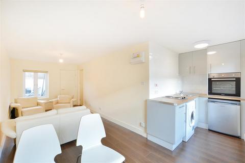 1 bedroom flat for sale, Roman Road, London