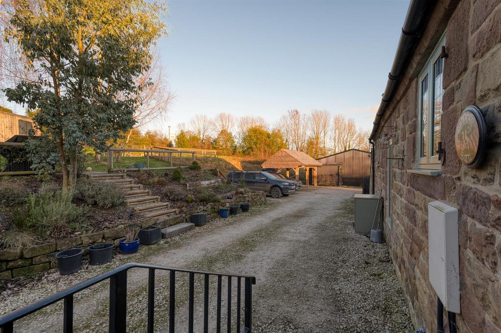 Driveway, parking and garden.jpg