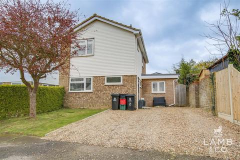 3 bedroom detached house for sale, Middleton Close, Clacton-On-Sea CO16