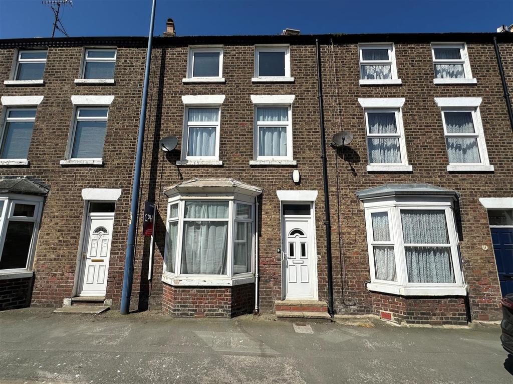 Station Road, Filey 4 bed house for sale £150,000
