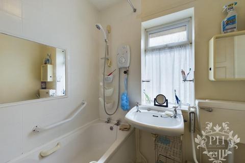 64 Bradhope Road, Middlesbrough, TS3 7BW