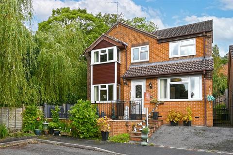 4 bedroom detached house for sale, Stanton Moor View, Matlock DE4