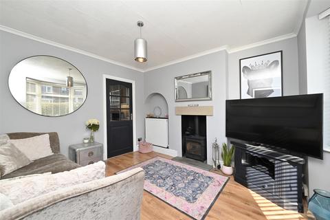 undefined, Lonsdale Grove, Matlock DE4