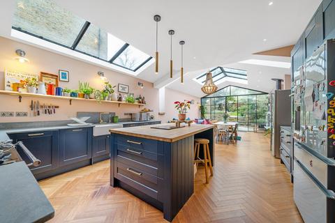 5 bedroom house for sale, Fairmount Road, SW2
