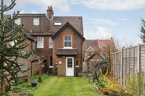 4 bedroom semi-detached house for sale, Deerings Road, Reigate