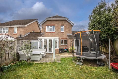 3 bedroom detached house for sale - The Nightingales, Uckfield TN22