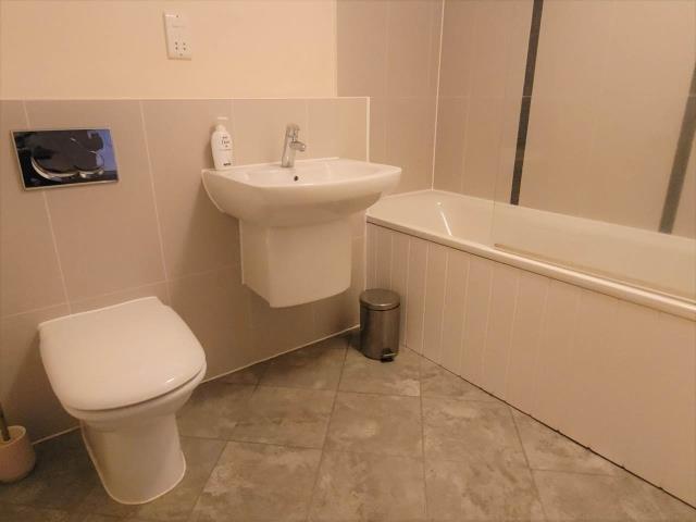 Bathroom (5) (1).jpg