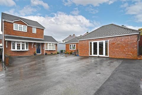 4 bedroom detached house for sale, Pillar Butts, Wirksworth DE4