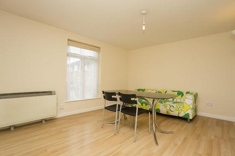 1 bedroom apartment to rent, Harry Court, 11 Wenlock Gardens, Hendon, London