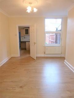 3 bedroom terraced house to rent - Washbrook Road, Rushden NN10