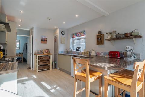 7 Downs View, Burham, Rochester, ME1 3RR