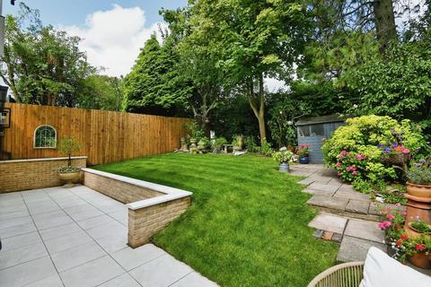 5 Britton Drive, Sutton Coldfield, B72 1EL