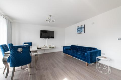9 Laurence Rise, Dartford, DA2 6FX