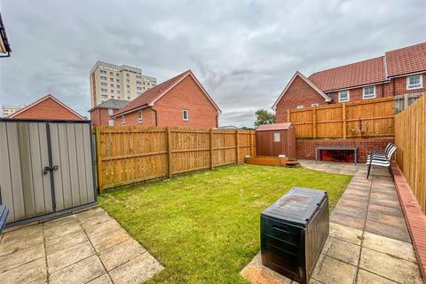 2 bedroom semi-detached house to rent - Magnolia Drive, Newcastle Upon Tyne