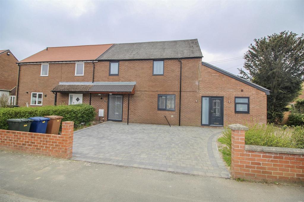 Havannah Crescent, Dinnington 4 bed semidetached house for sale £235,000