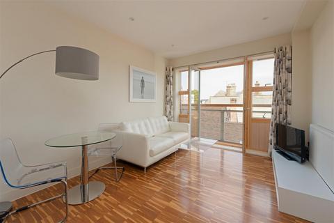 2 bedroom apartment for sale, High Street, Whitstable