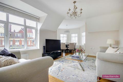 2 bedroom flat for sale - Trinity Avenue, Enfield EN1