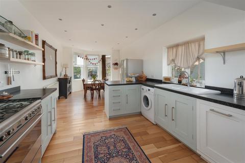 8 Northwood Road, Whitstable, CT5 2ET