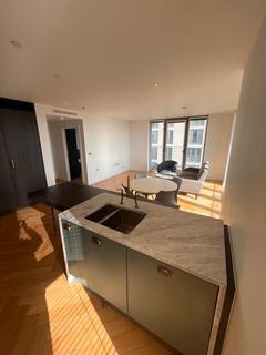 2 bedroom flat to rent, Lessing Building, London.