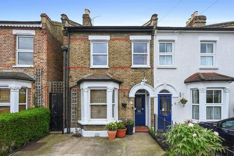 3 bedroom end of terrace house for sale - Carnarvon Road, South Woodford