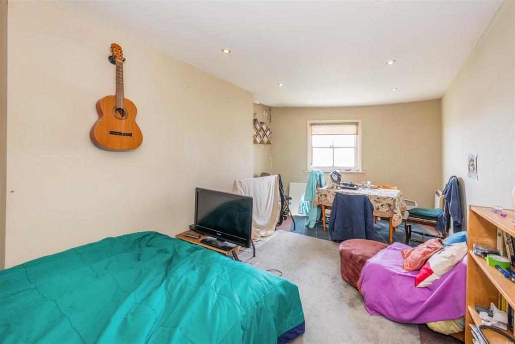 52 Brunswick Place -8.jpg