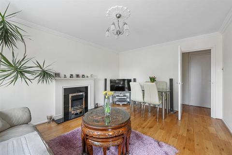 1 bedroom flat for sale, Goldings Road, Loughton