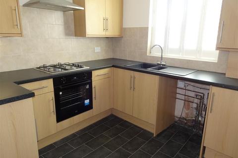 2 bedroom flat to rent - Wellowgate, Grimsby DN32