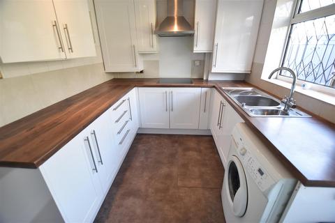 25 Longfield Road, Grimsby, DN34 5SB