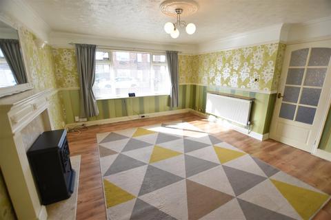 25 Longfield Road, Grimsby, DN34 5SB