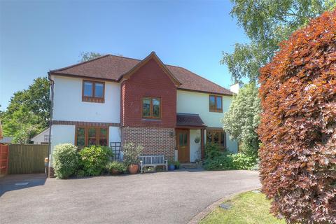 4 bedroom detached house for sale, Nichol Road, Hiltingbury, Chandlers Ford