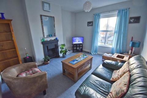 1 bedroom apartment to rent, High Street, East Runton