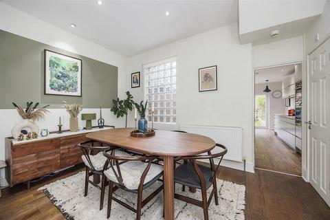 4 bedroom house to rent - Adelaide Road, London E10