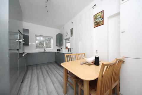 3 bedroom terraced house for sale, Shakespeare Road, London