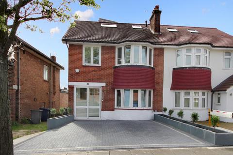 5 bedroom semi-detached house for sale, Bowes Road, London